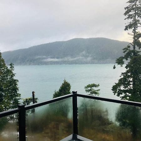 Sandy Feet Retreat Port Renfrew- Oceanfront 2Br Modern Cottage Exterior photo